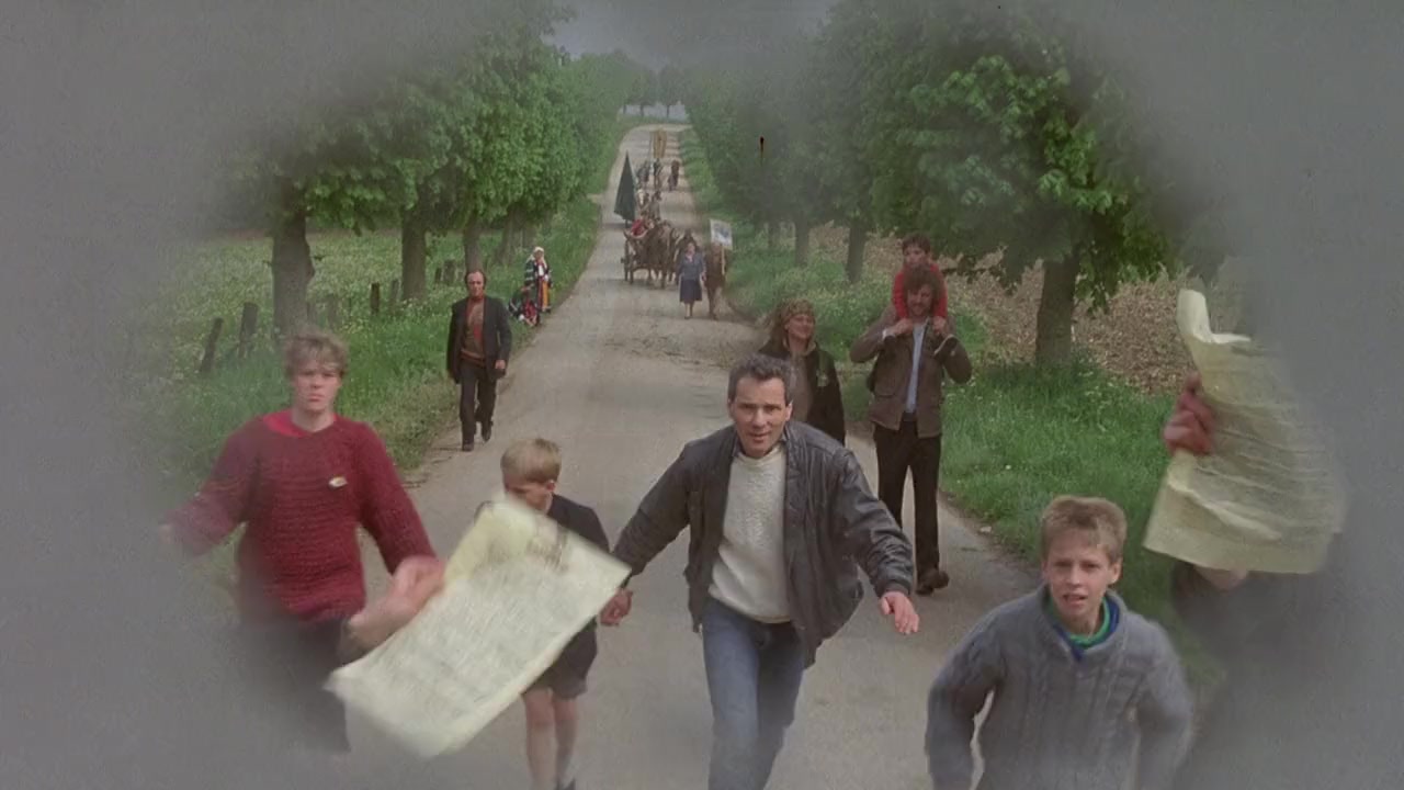 To Kill a Priest screenshot 3