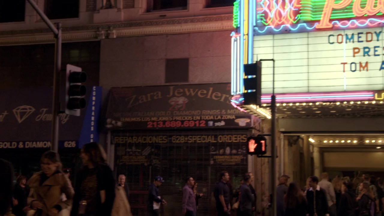 Tom Arnold: Past & Present Imperfectly screenshot 2