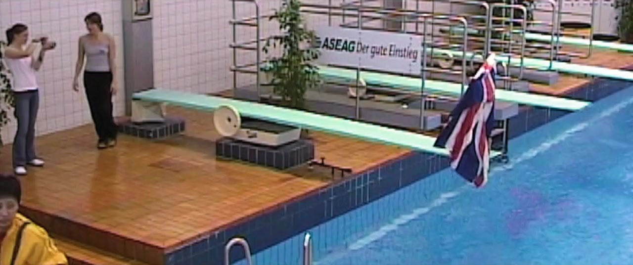 Tom Daley: 1.6 Seconds screenshot 1