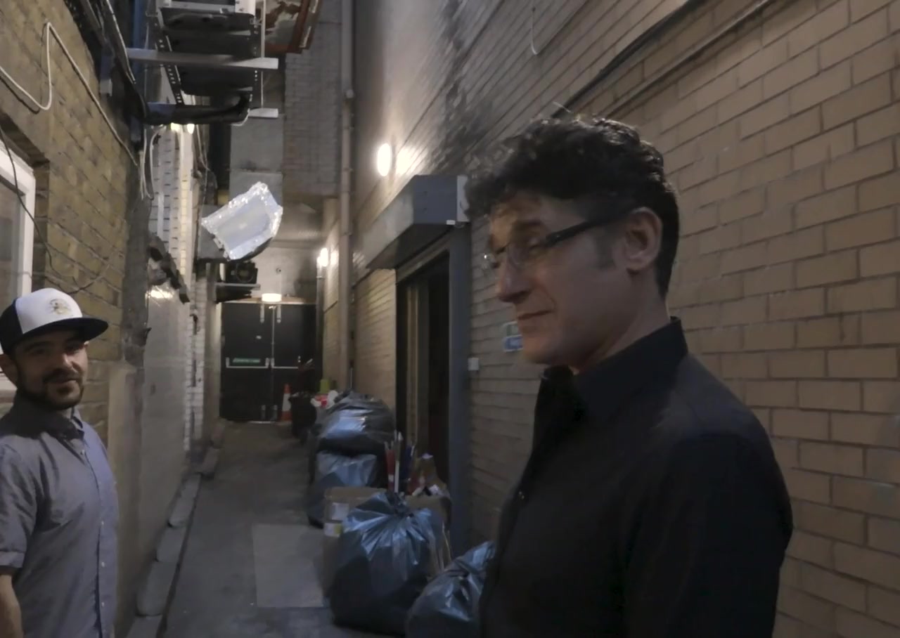 Tom Stade: I Swear To screenshot 1