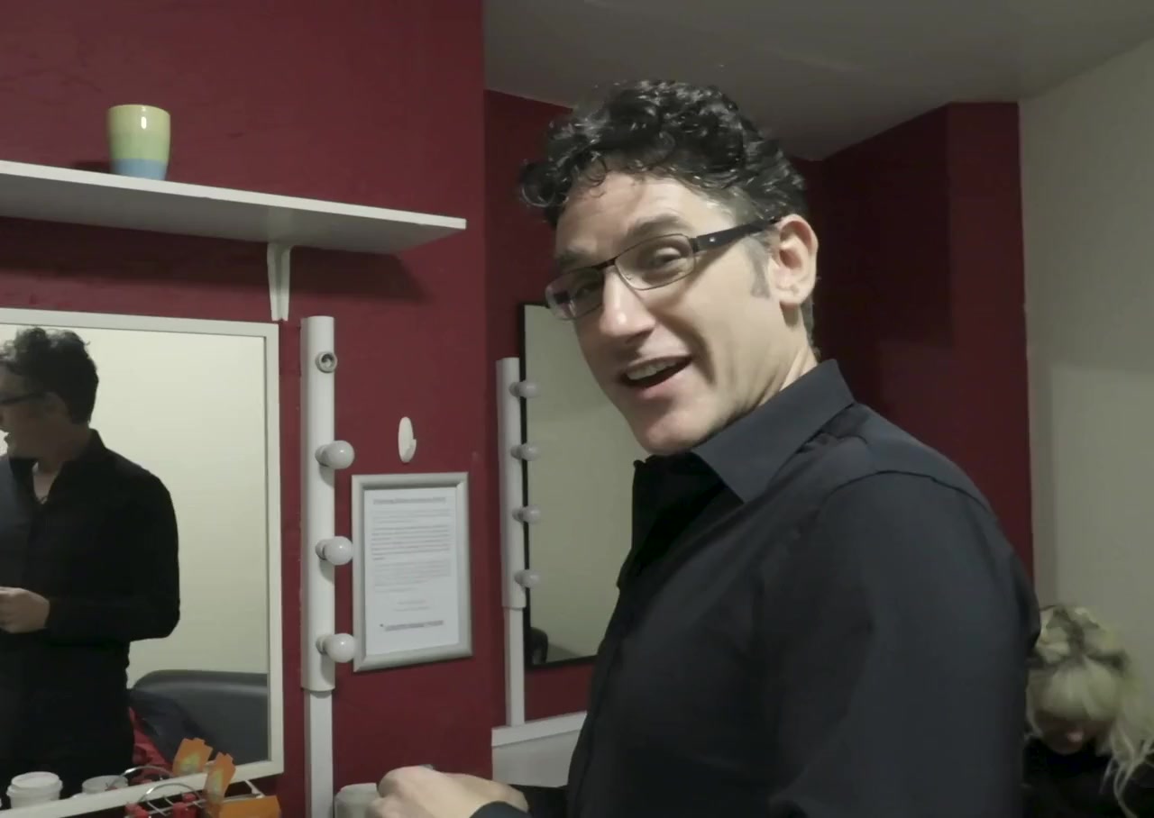 Tom Stade: I Swear To screenshot 2