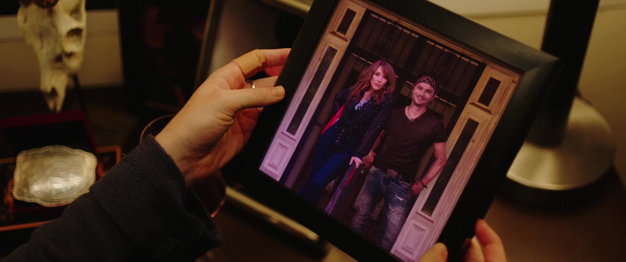 Torn Hearts screenshot 3