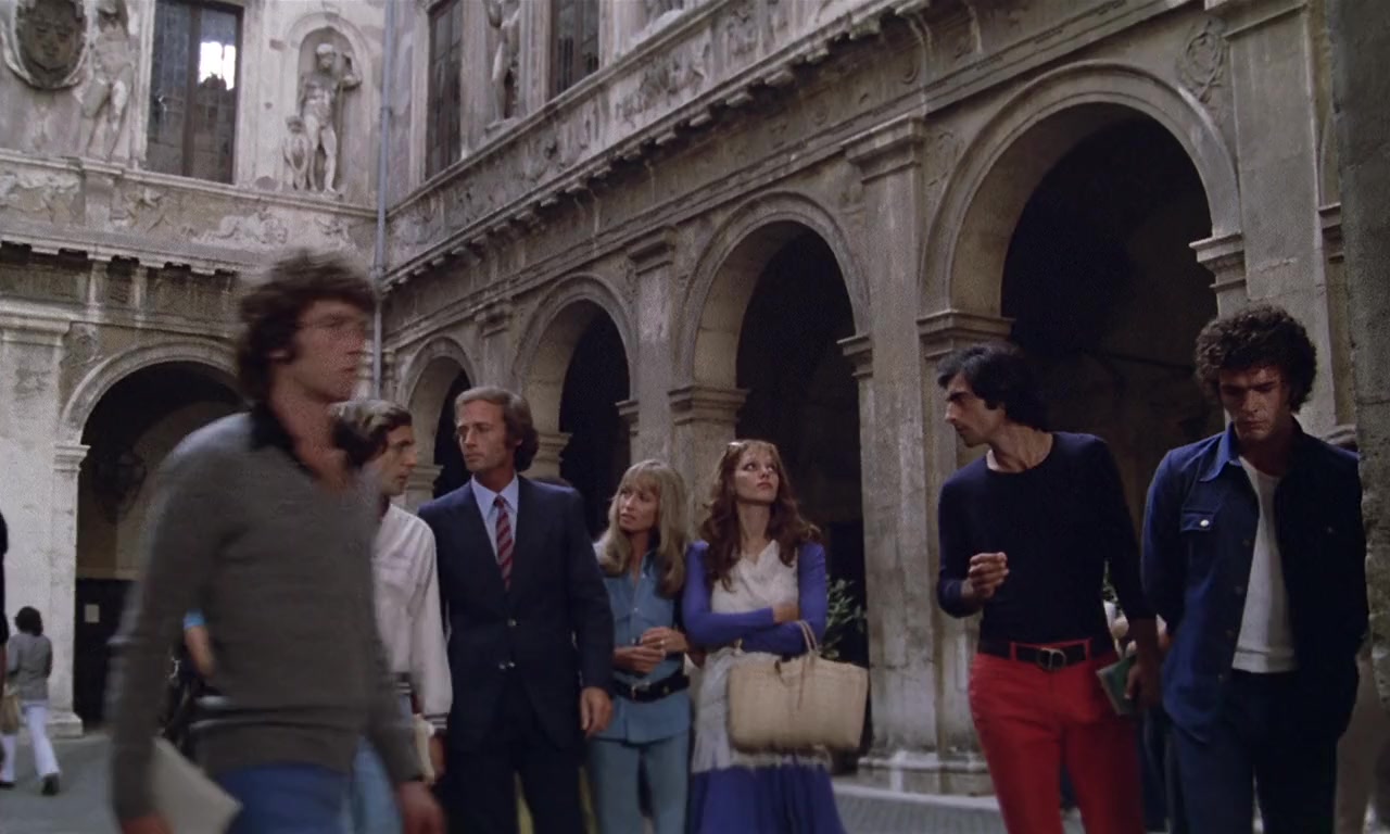 I corpi presentano tracce di violenza carnale screenshot 3