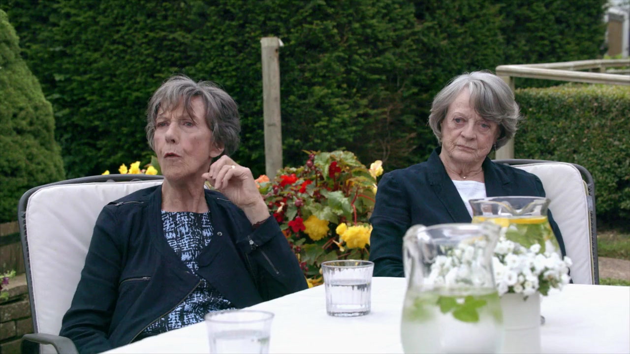 Nothing Like a Dame screenshot 1