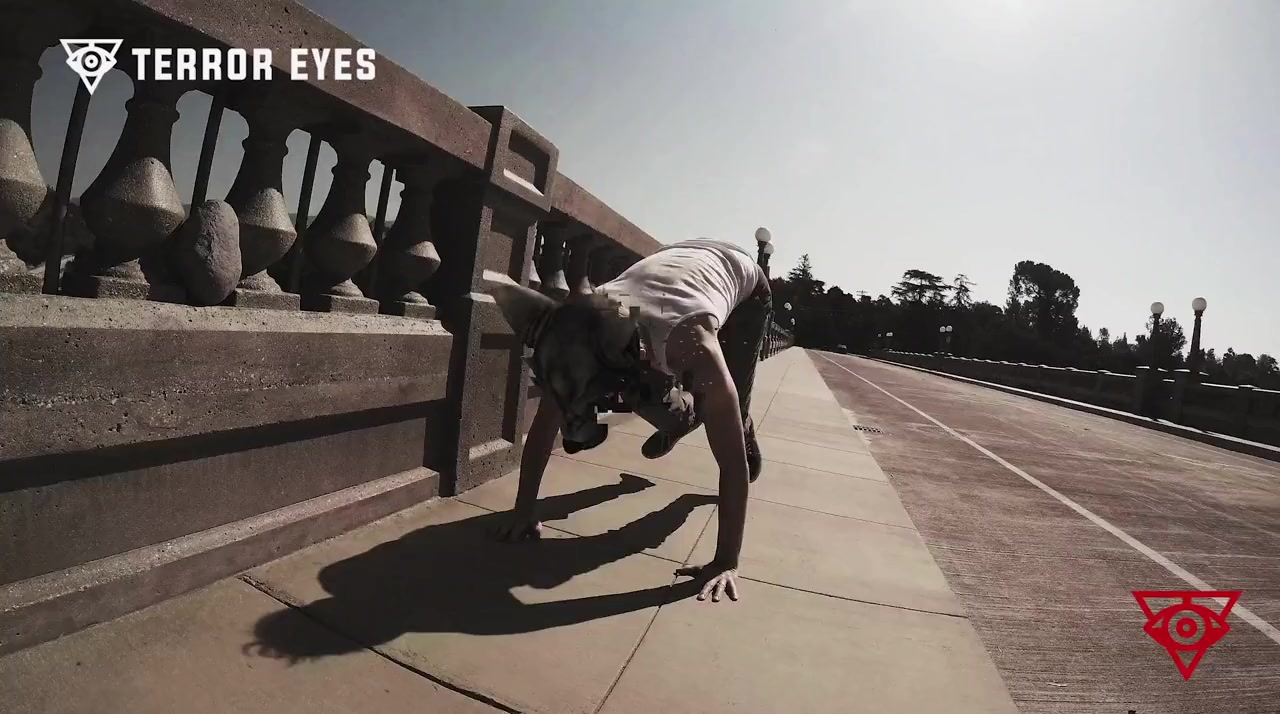 Terror Eyes screenshot 2
