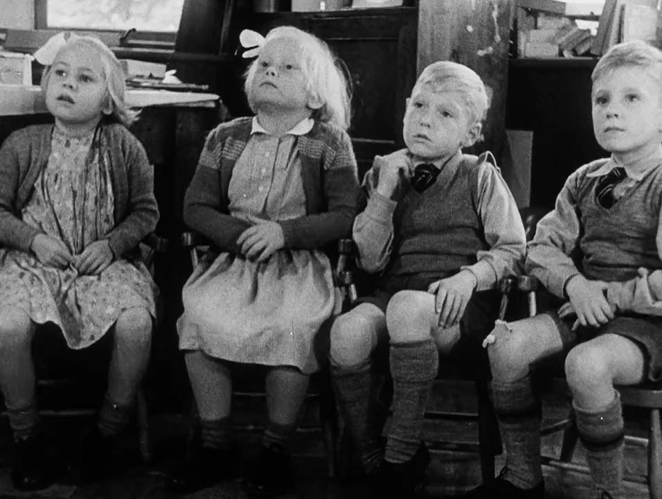 Thursday's Children screenshot 2