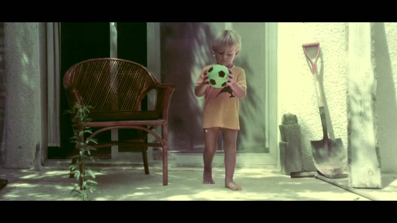 That Peter Crouch Film screenshot 2