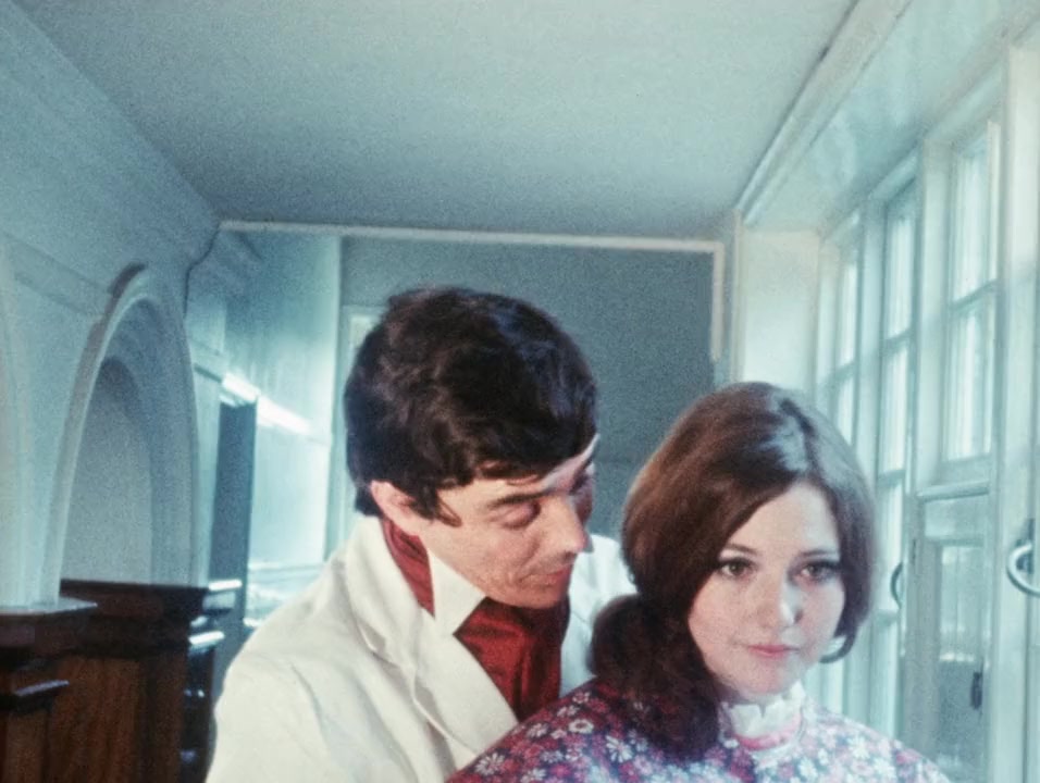 The Man with 2 Heads screenshot 3