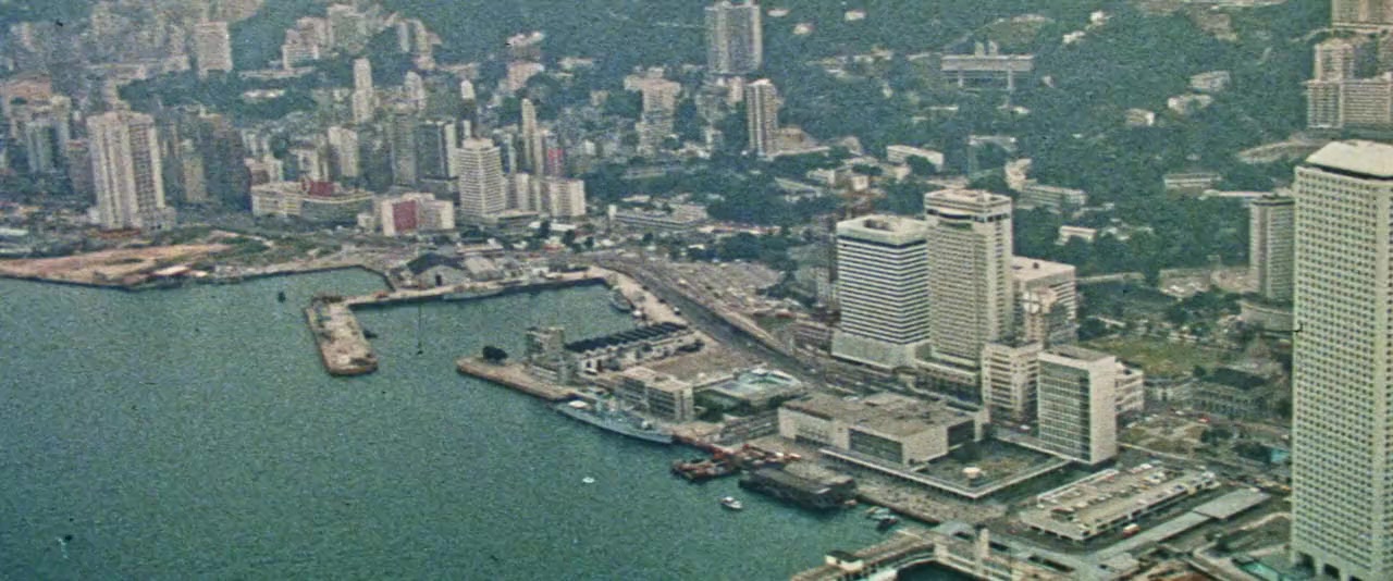 The Man from Hong Kong screenshot 1