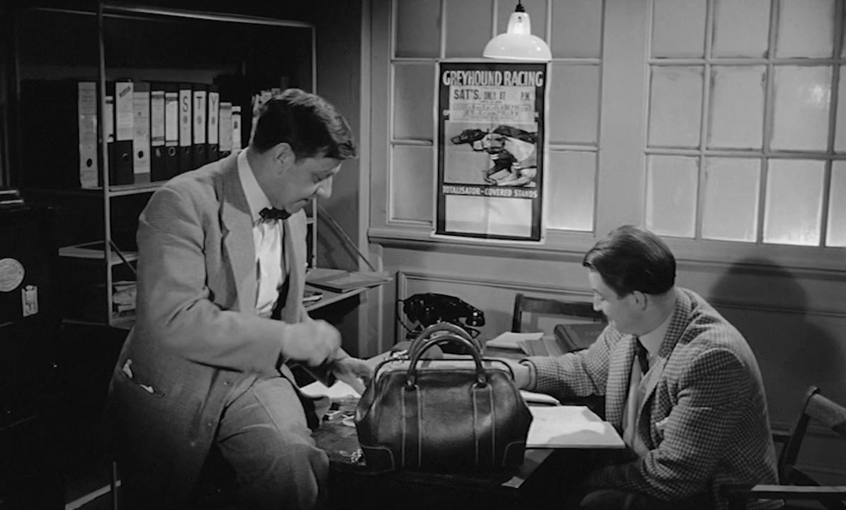 The Man in the Back Seat screenshot 3