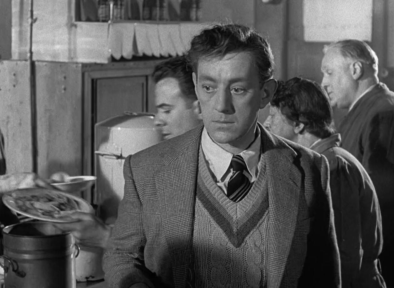 The Man in the White Suit screenshot 2