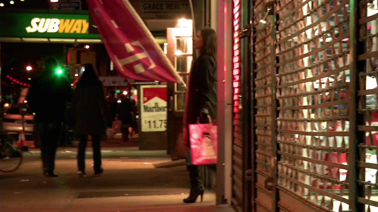 The Night Never Sleeps screenshot 1