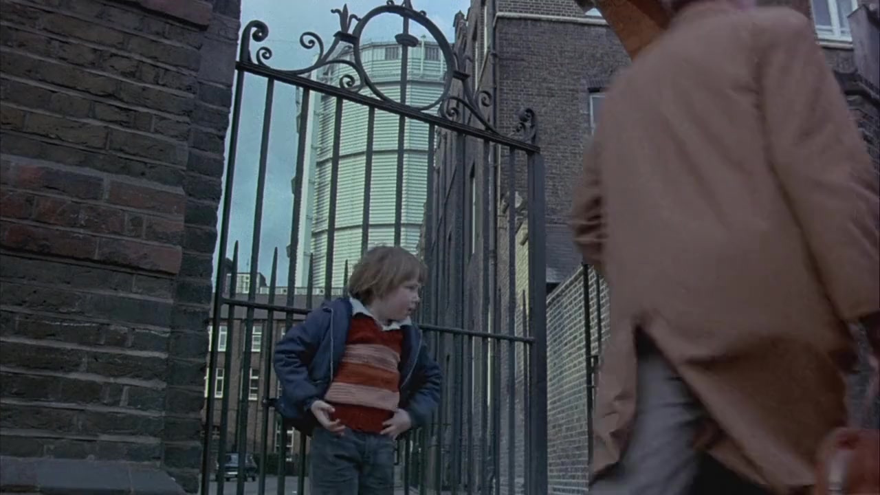 The Optimists of Nine Elms screenshot 1