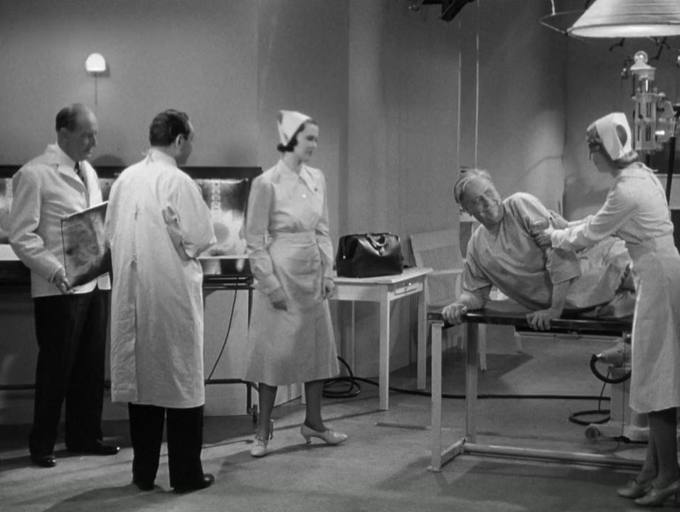 The Amazing Dr. Clitterhouse screenshot 2