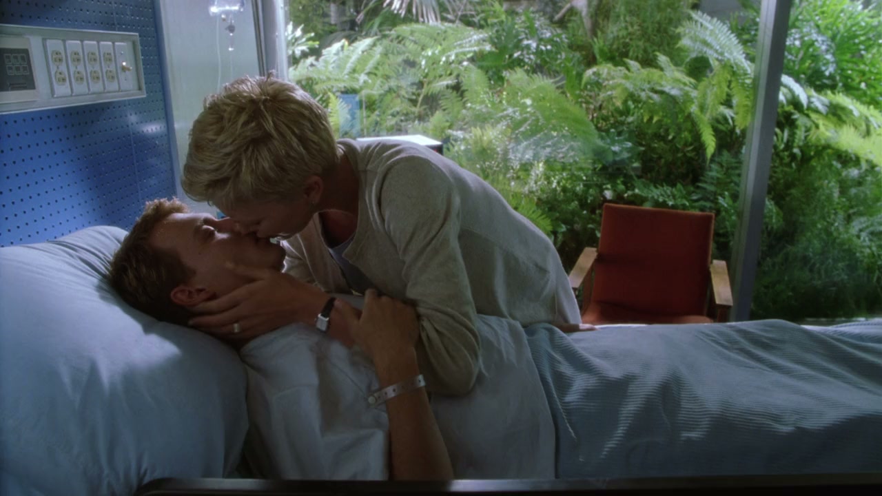 The Astronauts Wife screenshot 1