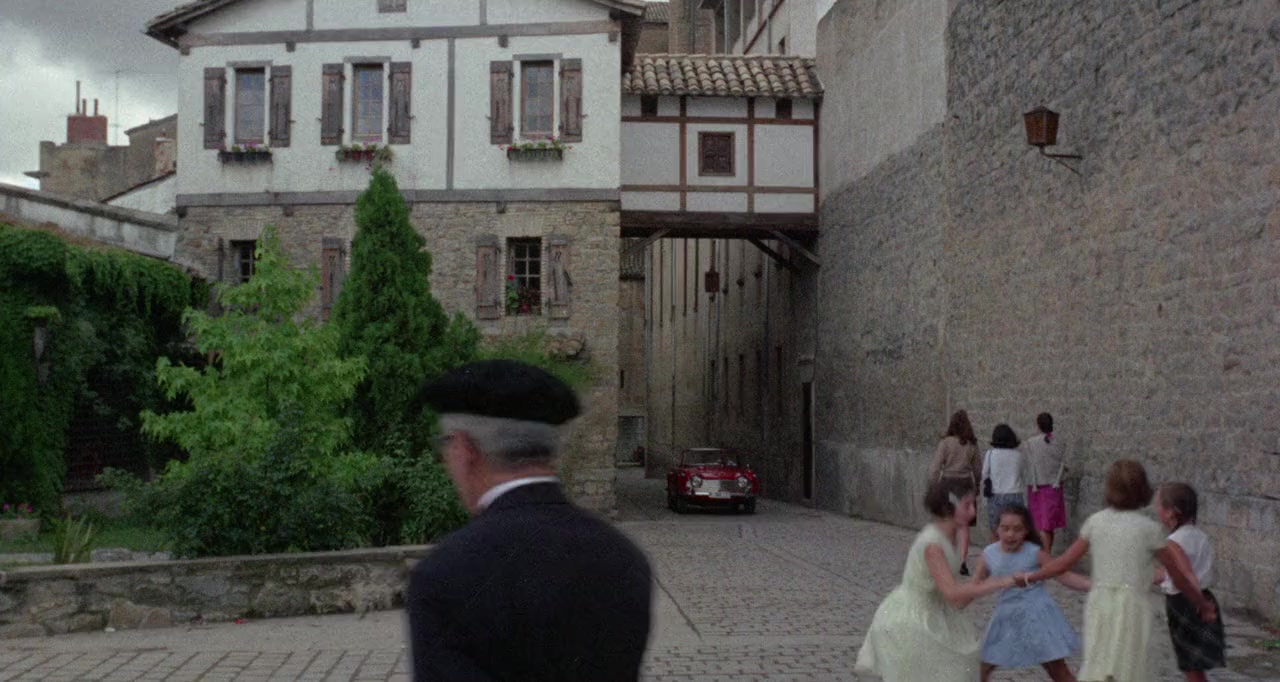 The Caper of the Golden Bulls screenshot 1