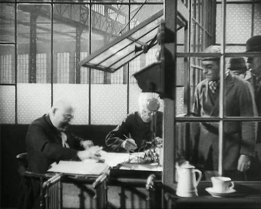 Der Hauptmann von Köpenick screenshot 2
