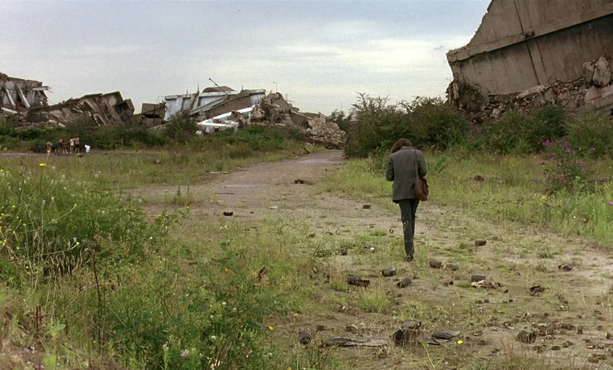 The Cement Garden screenshot 1