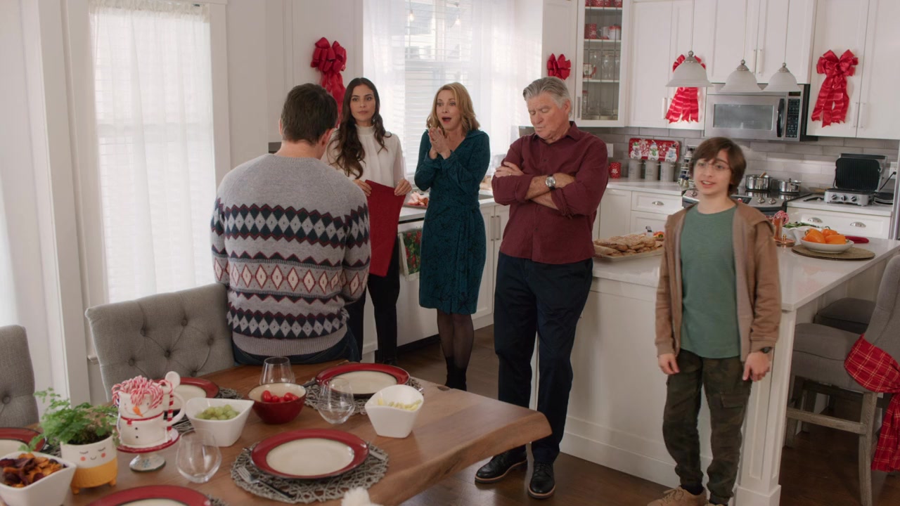 The Christmas House 2: Deck Those Halls screenshot 3