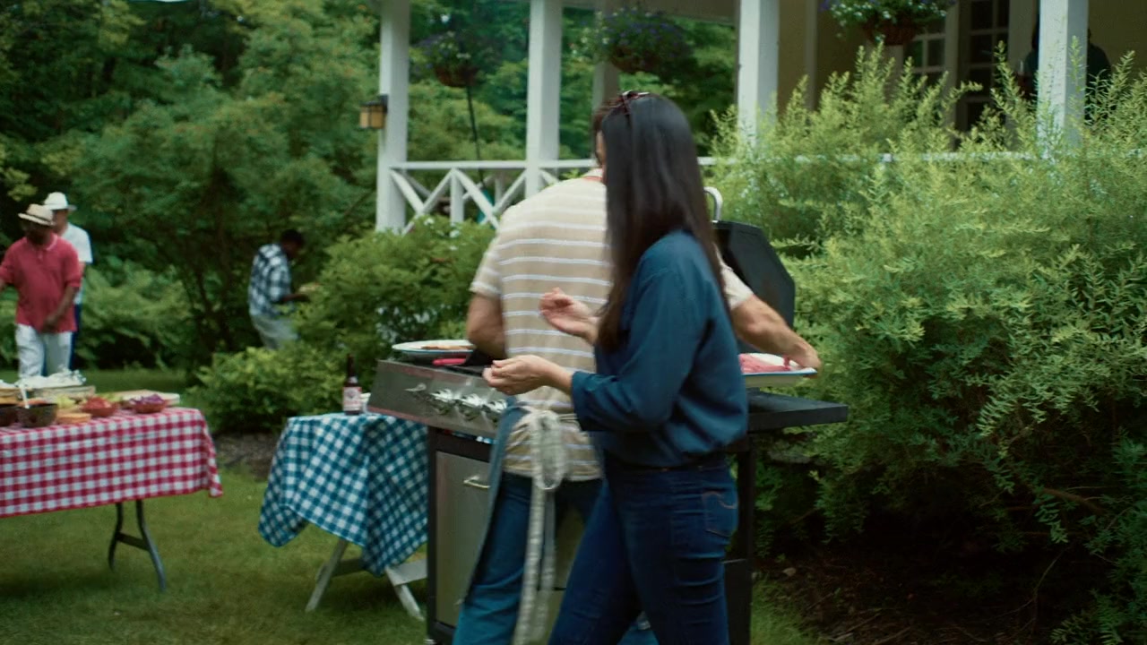 The Couple Across the Street screenshot 3