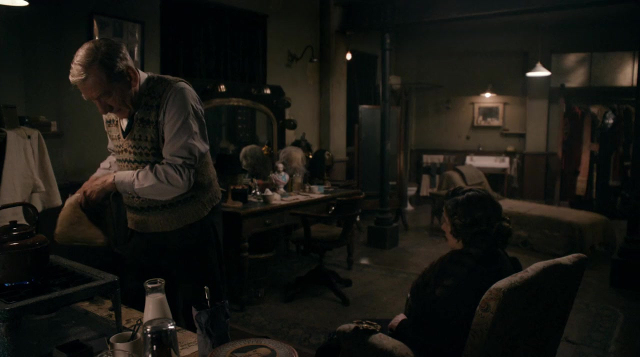 The Dresser screenshot 2