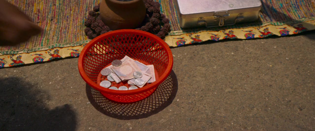 The Extraordinary Journey of the Fakir screenshot 2