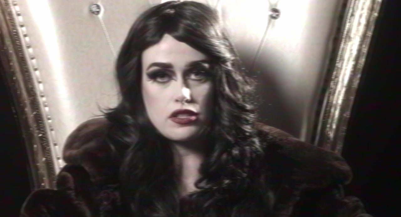 The Ezzera & Gore-Girl Horror Anthology screenshot 2