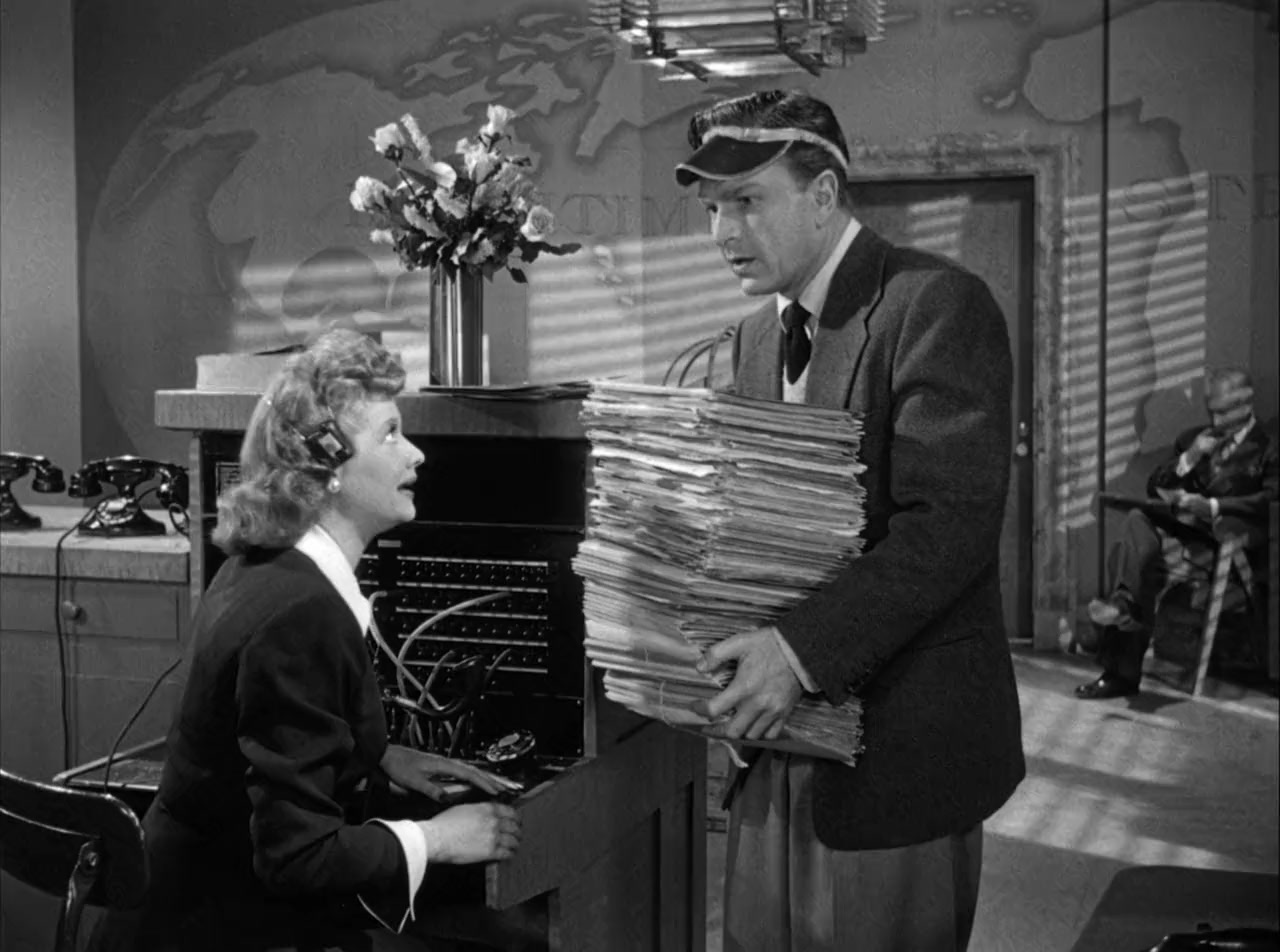 The Fuller Brush Girl screenshot 3