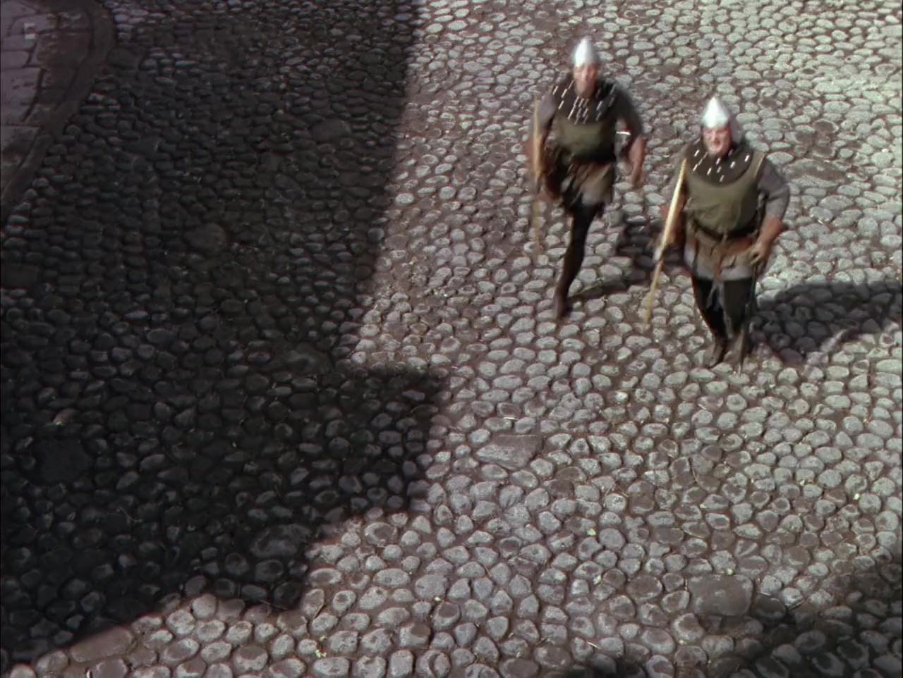The Flame and the Arrow screenshot 2