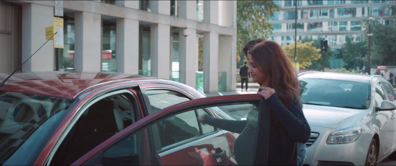 The Girl on the Train screenshot 3