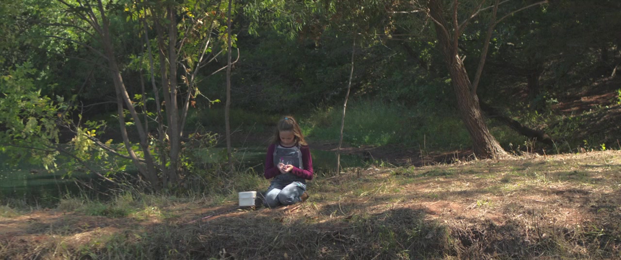 The Girl Who Believes in Miracles screenshot 1
