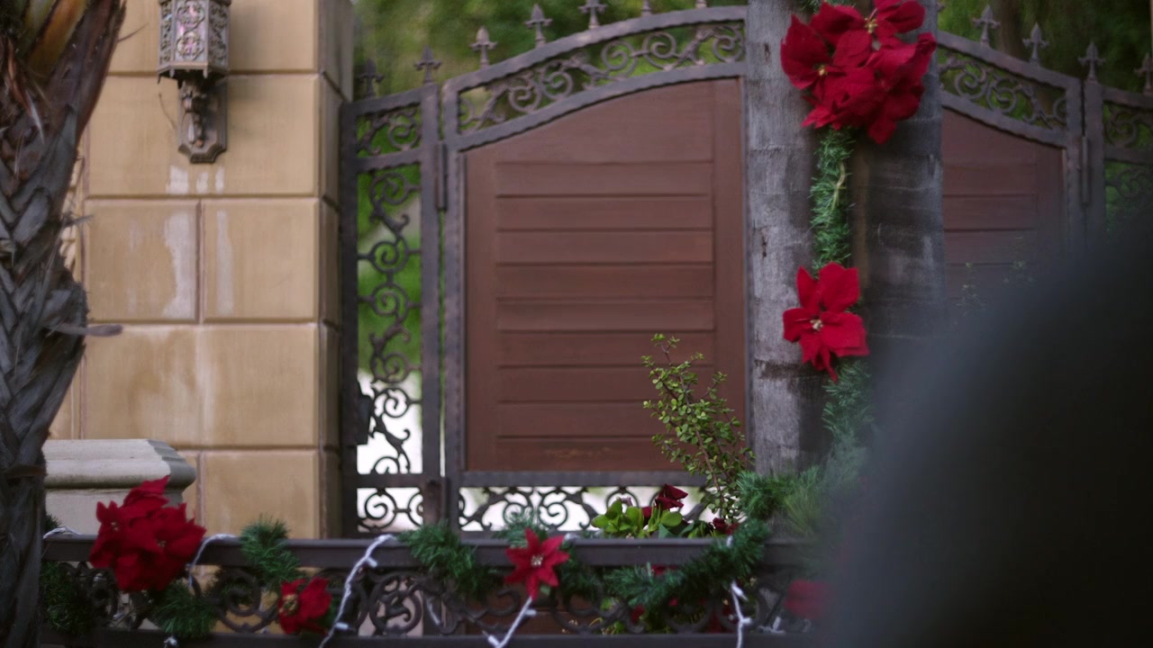 The Holiday Exchange screenshot 2