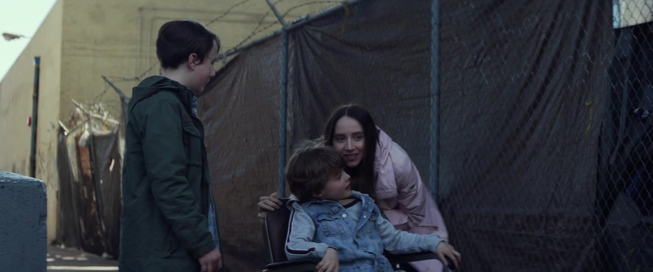 The Kindness of Strangers screenshot 2