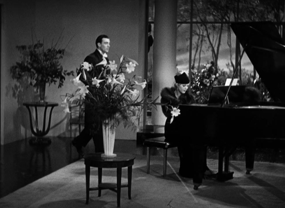 The Kiss Before the Mirror screenshot 1
