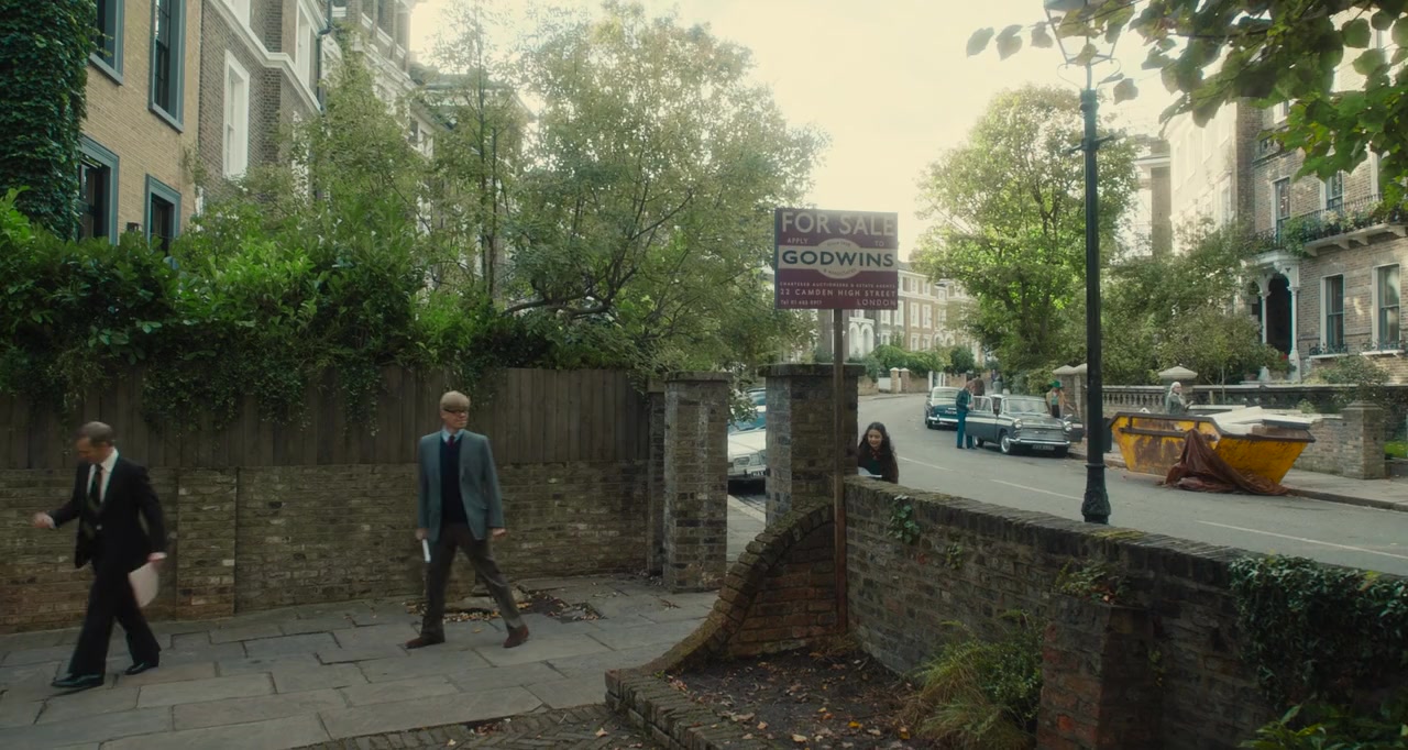 The Lady in the Van screenshot 1