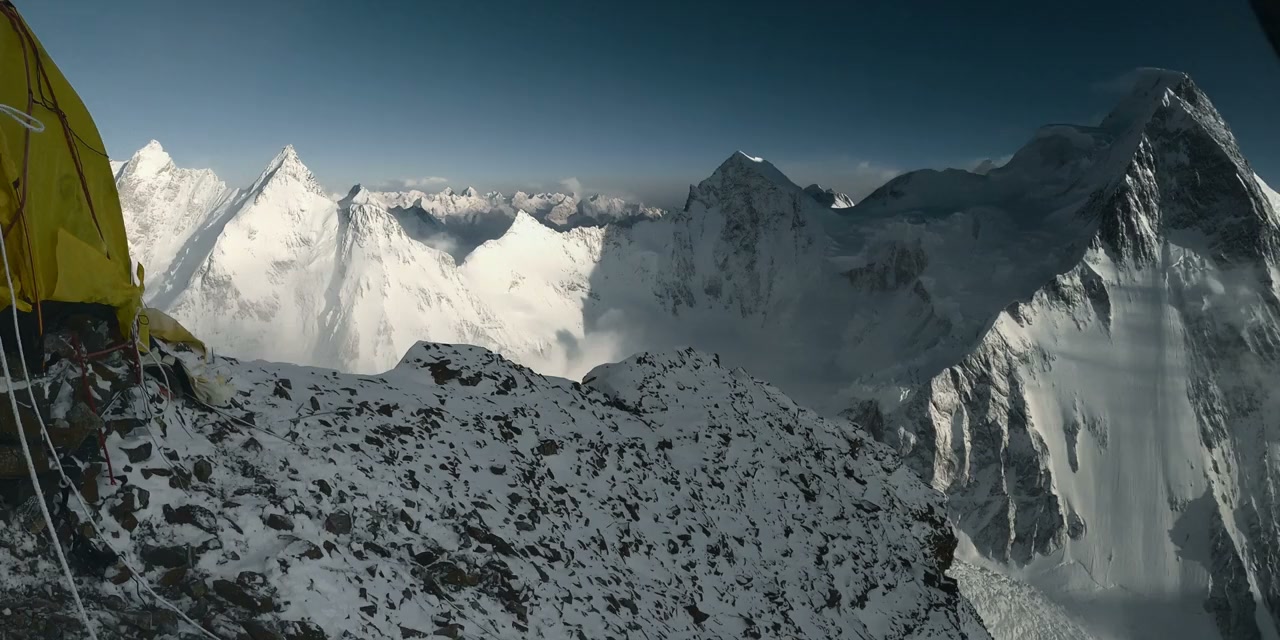 The Last First: Winter K2 screenshot 2