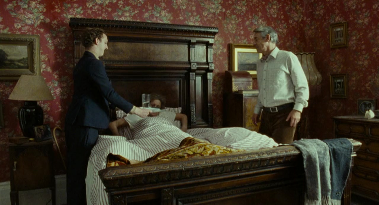 The Living and the Dead screenshot 1