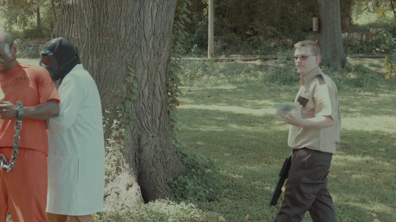 The People in the Shadows screenshot 3