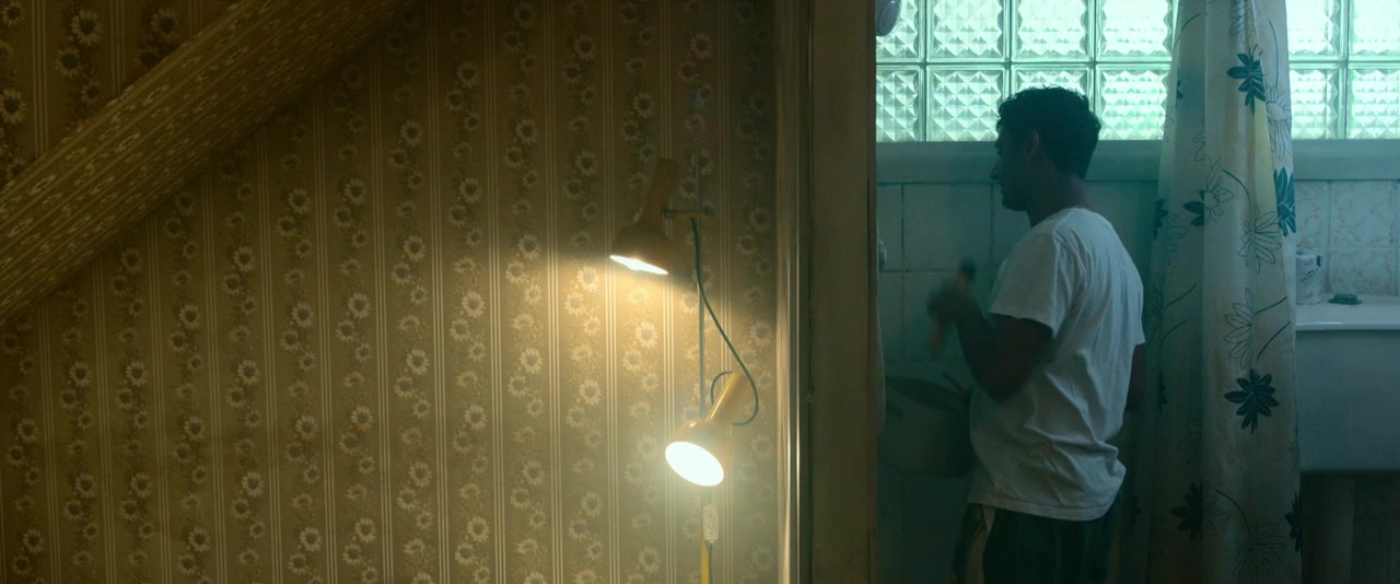 The Portable Door screenshot 2
