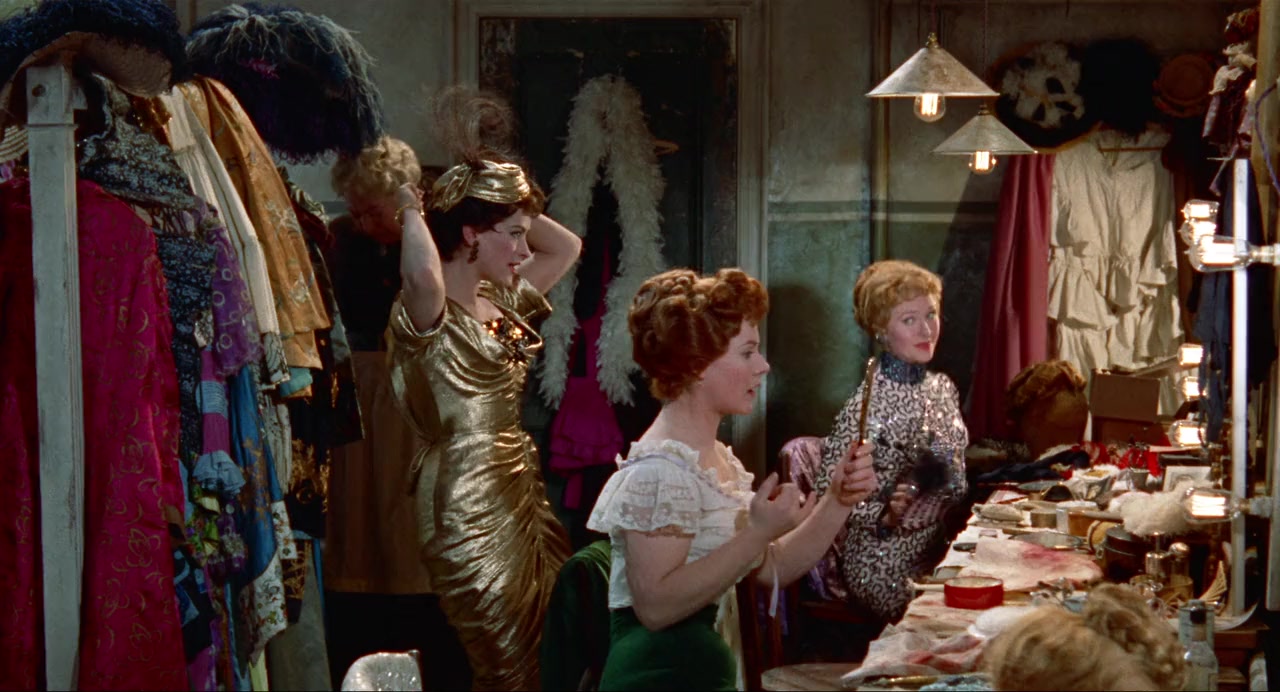 The Prince and the Showgirl screenshot 1