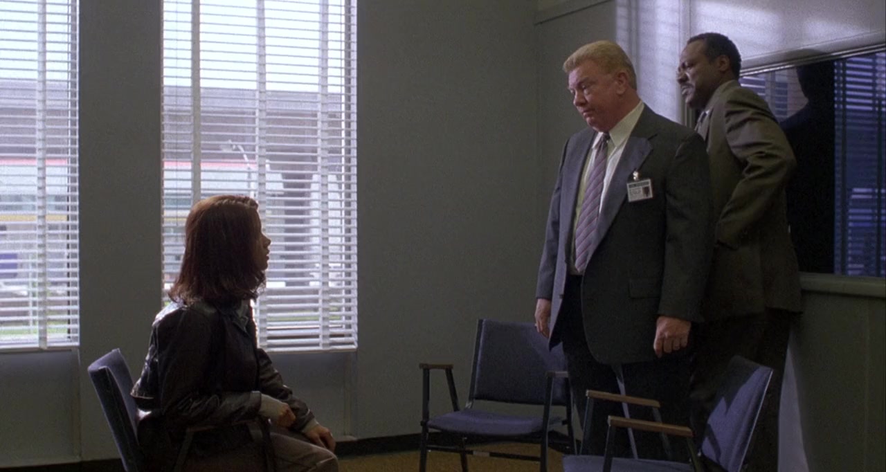The Rich Man's Wife screenshot 3
