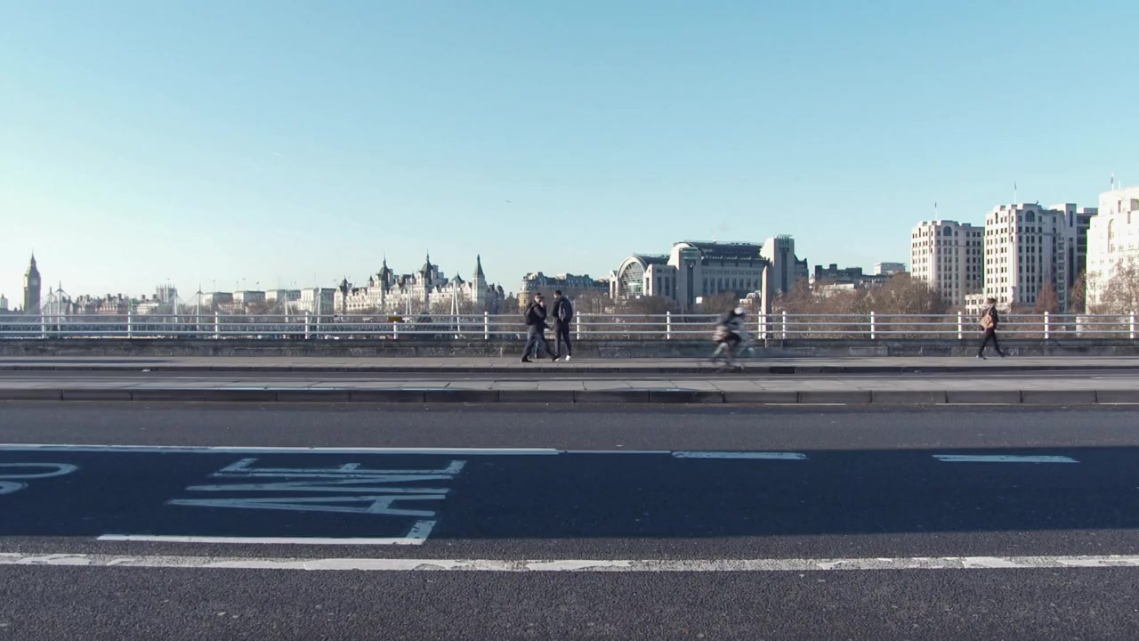 The Stranger on the Bridge screenshot 2