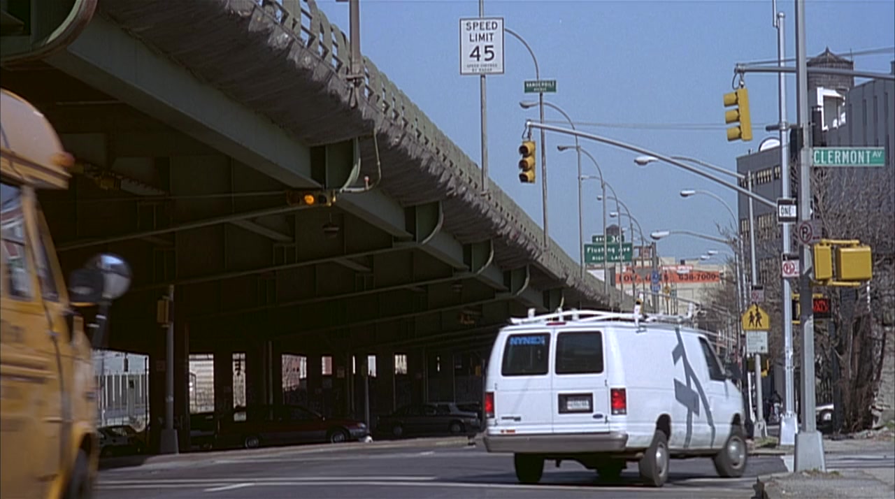 The Substitute 2: School's Out screenshot 3