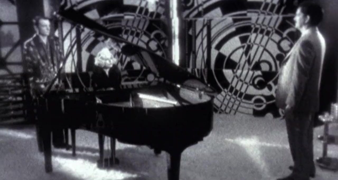 The Saddest Music in the World screenshot 1