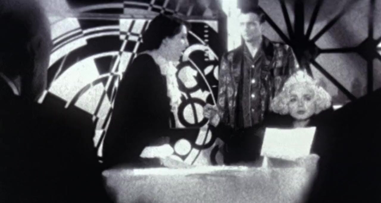 The Saddest Music in the World screenshot 2