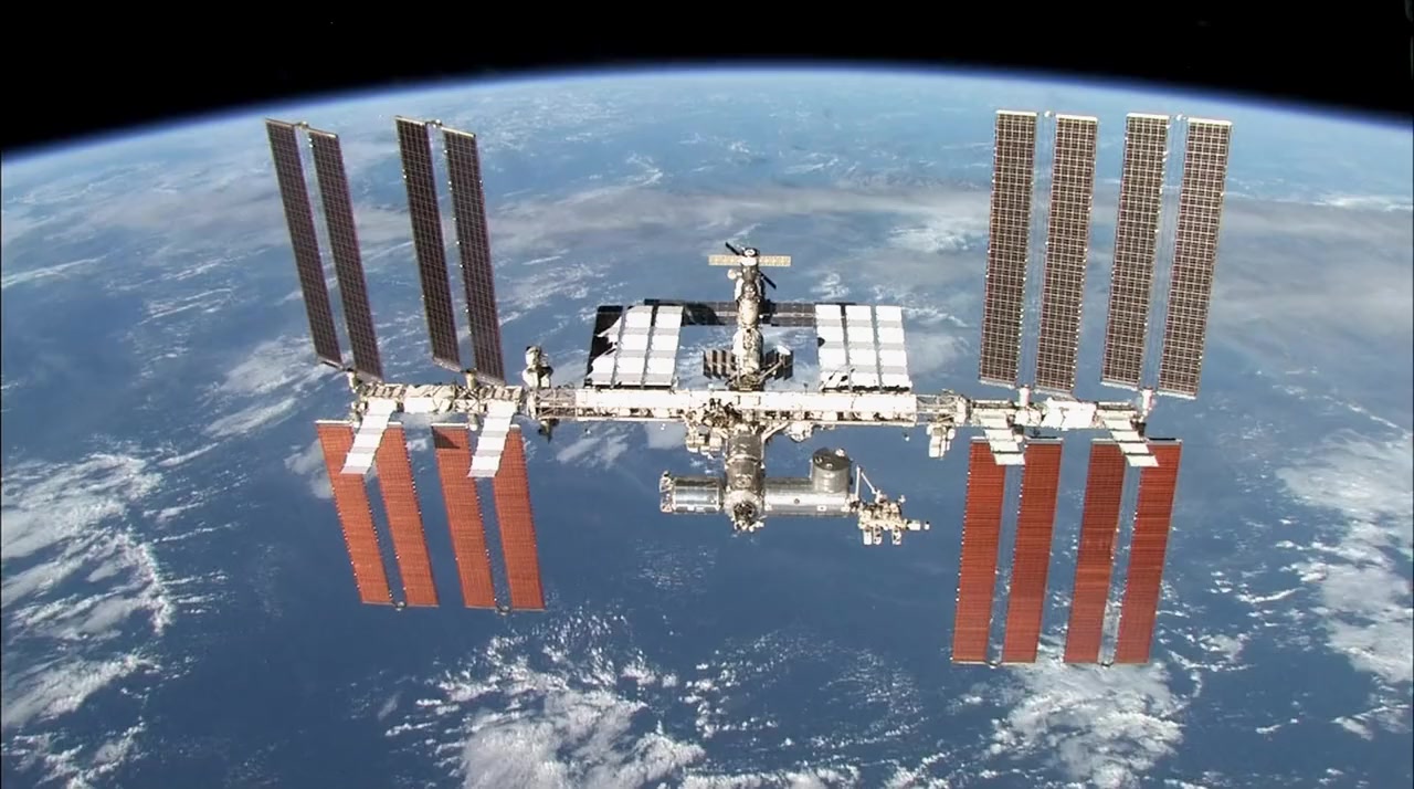 The Space Shuttle: Flying for Me screenshot 1