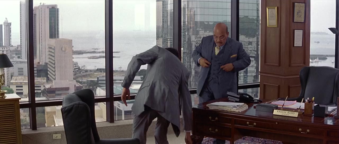 The Tailor of Panama screenshot 3