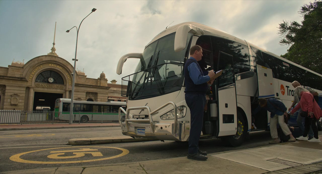 The Travellers screenshot 2