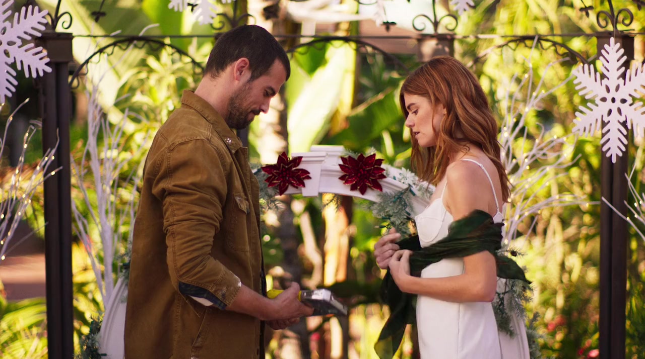 The Trouble with Mistletoe screenshot 1