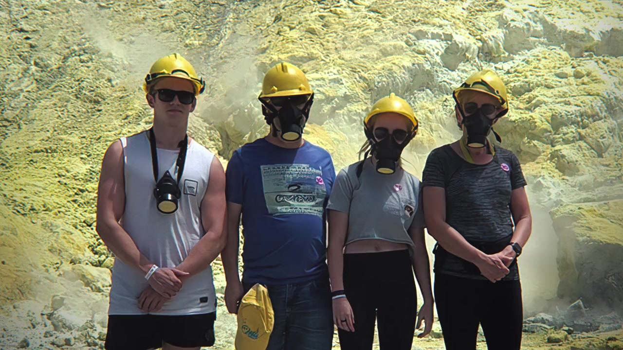 The Volcano: Rescue from Whakaari screenshot 1